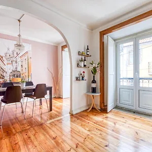 Apartment In The Heart Of, Lisbon