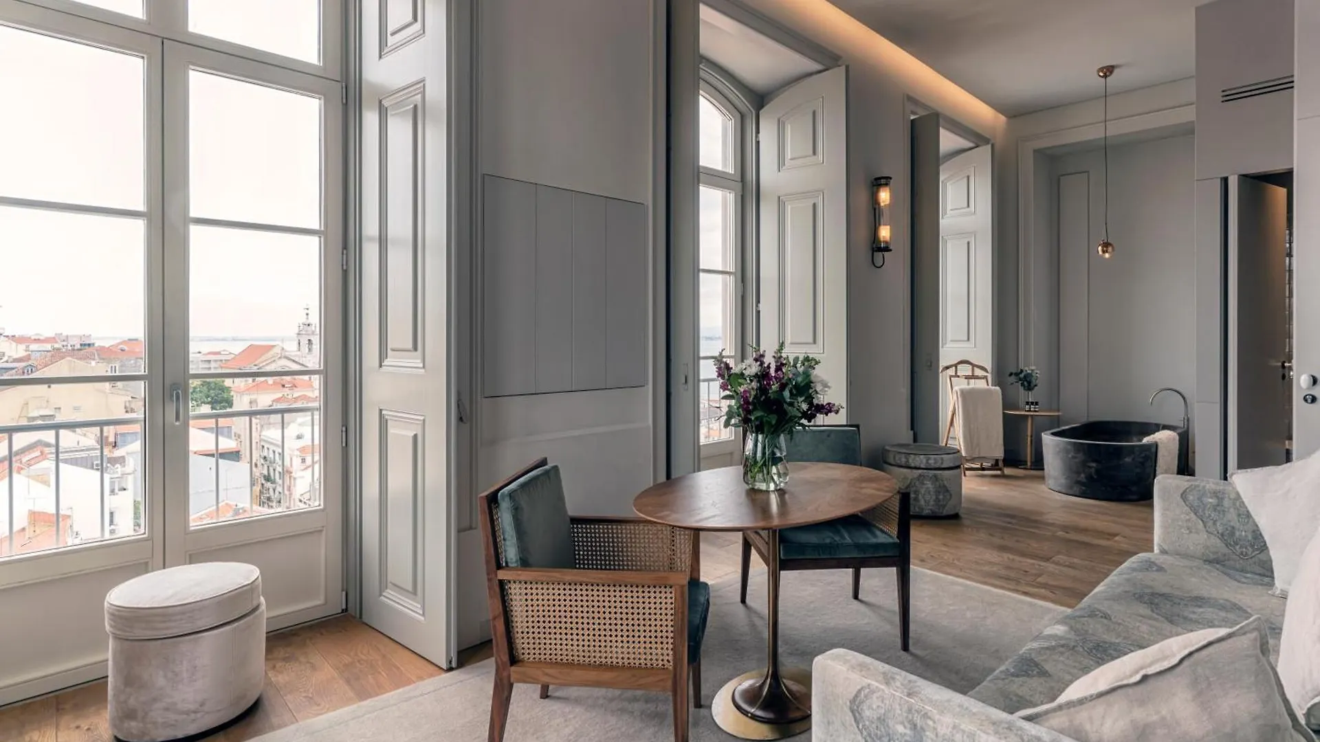***** Hotel Verride Palacio Santa Catarina Lisbon Portugal