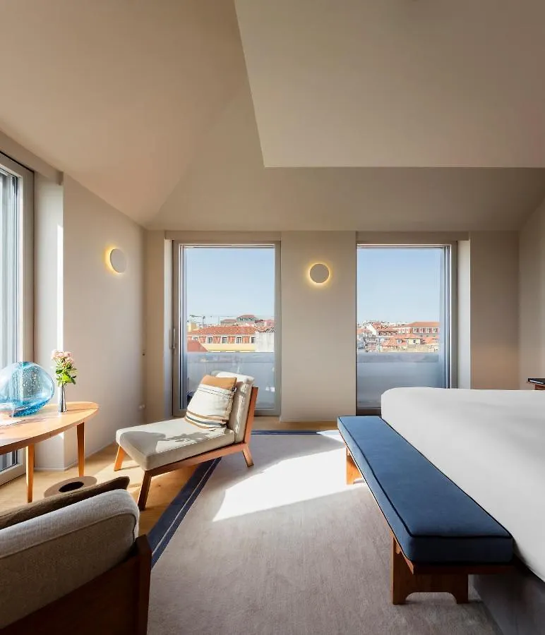 Verride Palacio Santa Catarina Lisbon Hotel