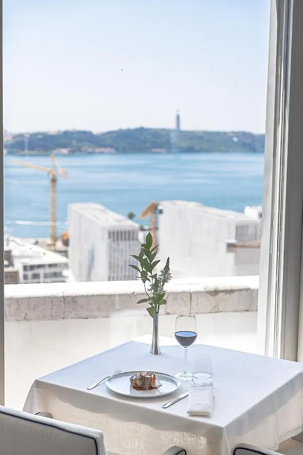 Verride Palacio Santa Catarina Lisbon Hotel